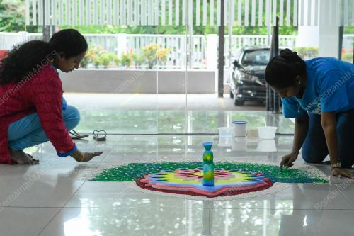 LUKISAN KOLAM SEMPENA SAMBUTAN DEEPAVALI