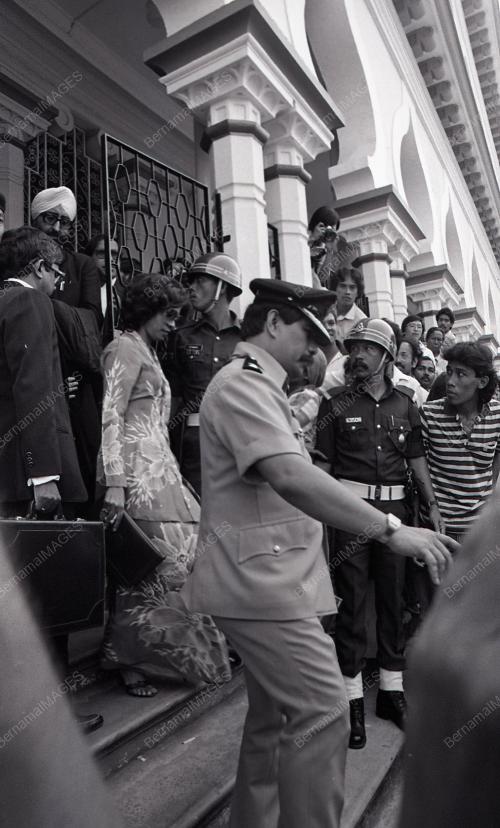 KL69_09012015_MOKHTAR_VERDICT