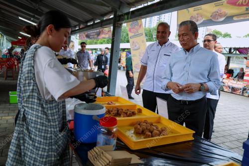 DATUK SERI FADILLAH YUSOF
