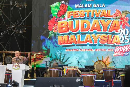 DATUK SERI ANWAR IBRAHIM