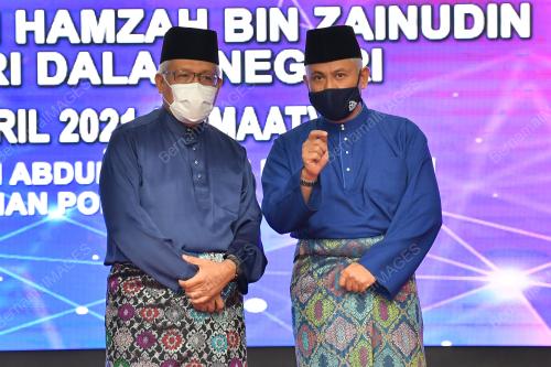 DATUK SERI HAMZAH ZAINUDIN