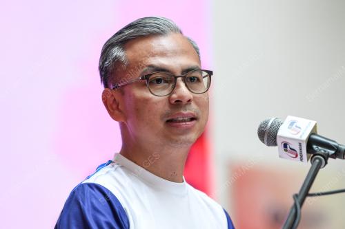 DATUK FAHMI FADZIL