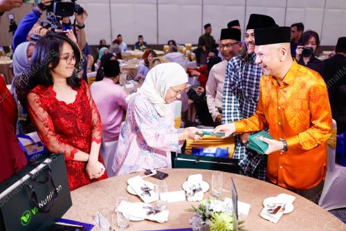 DATUK ARMIZAN MOHD ALI