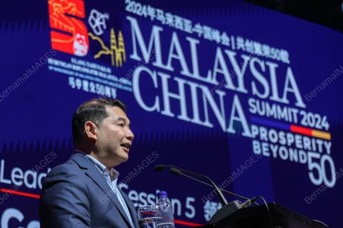 RAFIZI RAMLI