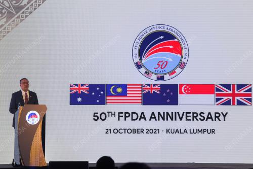 DATUK SERI HISHAMUDDIN HUSSEIN 