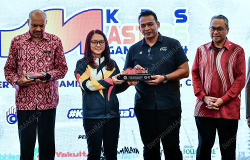 HANNAH YEOH