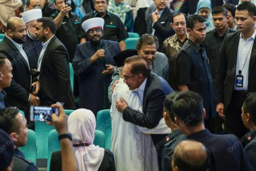 DATUK SERI ANWAR IBRAHIM