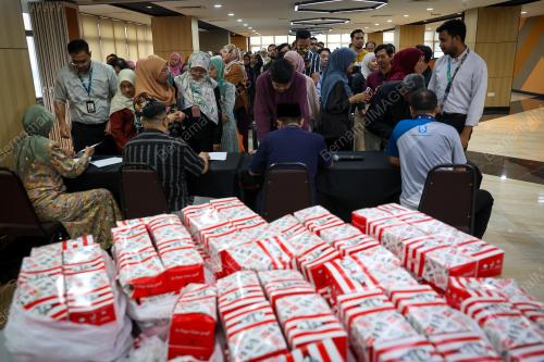 SUMBANGAN AIDILFITRI KELAB KAKITANGAN BERNAMA