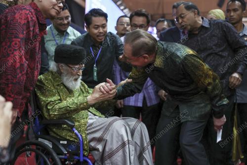 DATUK SERI ANWAR IBRAHIM