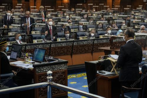 TAN SRI MUHYIDDIN YASSIN