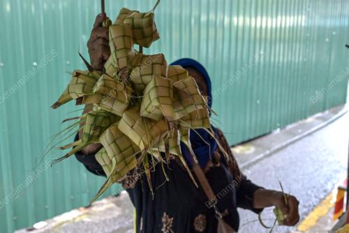 KELONGSONG KETUPAT