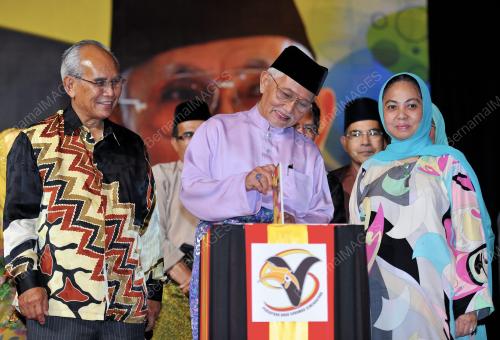 KL69_28092012_SARAWAK3
