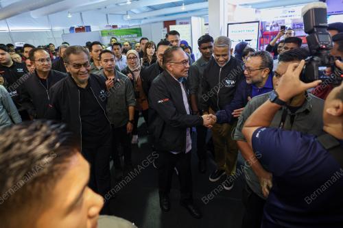 DATUK SERI ANWAR IBRAHIM