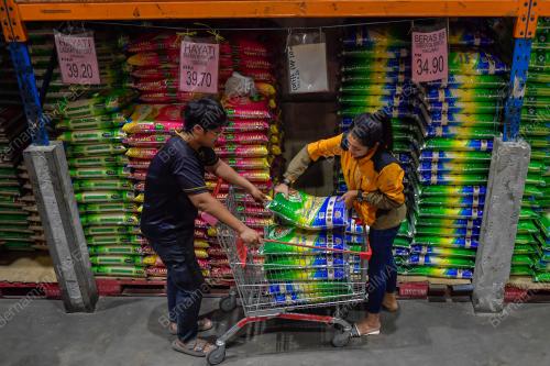 BERAS IMPORT TURUN HARGA
