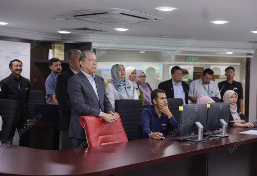 DATUK SERI FADILLAH YUSOF
