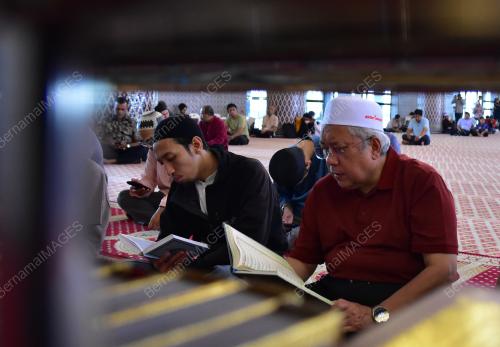 TINJAUAN SOLAT JUMAAT TERAKHIR RAMADAN