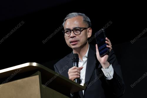 DATUK FAHMI FADZIL