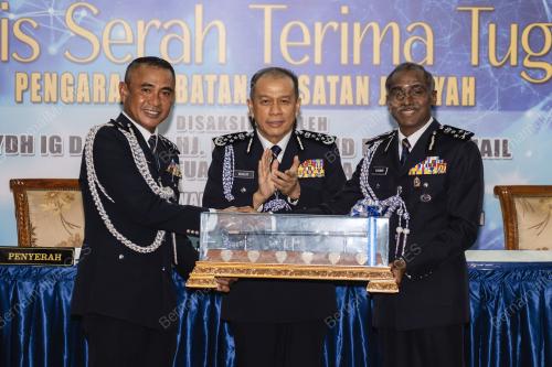 DATUK SERI MOHD KHALID ISMAIL