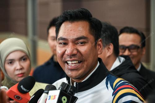 KL70_10022026_MSN_HKSI