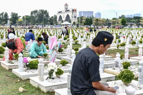 TANAH PERKUBURAN RAUDHATUL SAKINAH