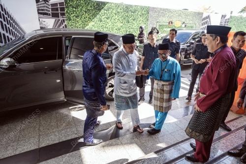 DATUK SERI ANWAR IBRAHIM