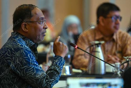 DATUK SERI DR ZAMBRY ABD KADIR