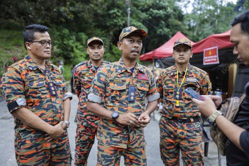 KANAK-KANAK LEMAS