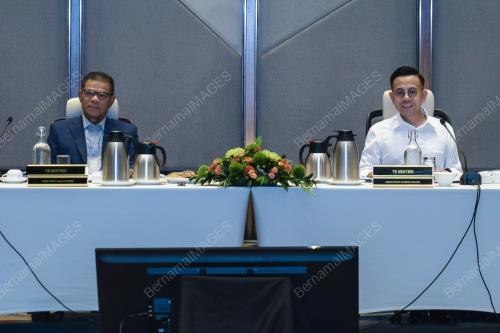 DATUK SERI SAIFUDDIN NASUTION ISMAIL