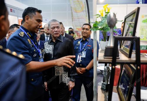 DATUK SERI FADILLAH YUSOF