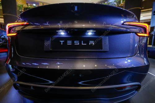 MAJLIS PENGENALAN TESLA MODEL 3