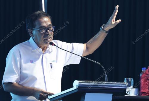 DATUK SERI JASENI MAIDINSA