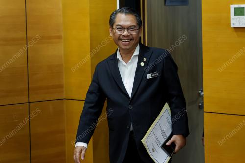 DATUK MUSTAPHA SAKMUD
