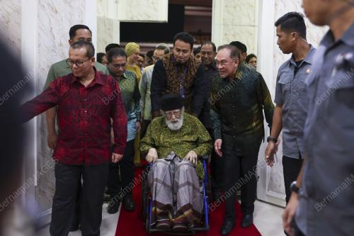 DATUK SERI ANWAR IBRAHIM