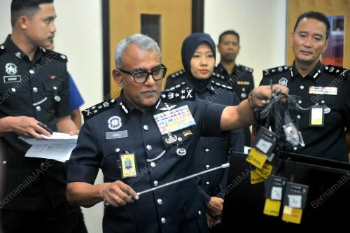 DATUK SERI RAMLI YOOSUF