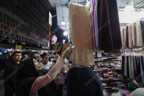 TINJAUAN BAZAR AIDILFITRI JALAN TAR