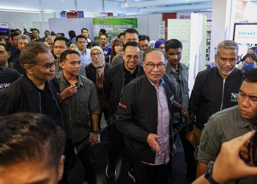 DATUK SERI ANWAR IBRAHIM