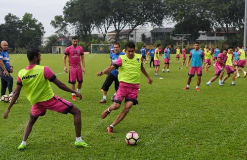 KL71_03112017_JDT_BN201711020223