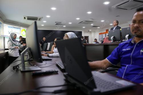 DATUK SERI FADILLAH YUSOF