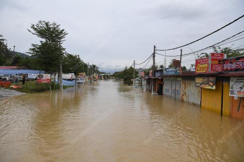 BANJIR KILAT DI HULU LANGAT