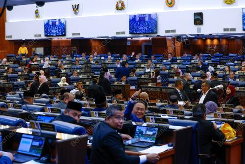 UNDI BERBELAH BAHAGI