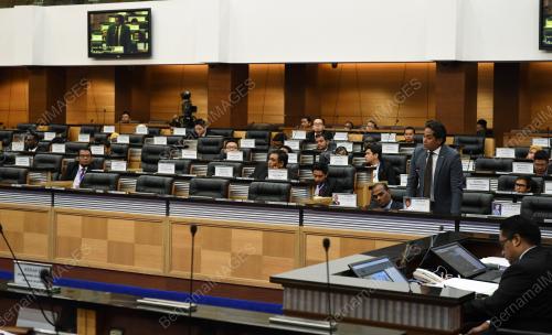 KL71_08022018_PARLIMEN_BN201802068165