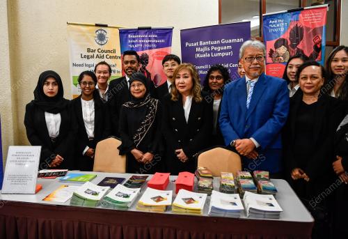 TUN TENGKU MAIMUN TUAN MAN