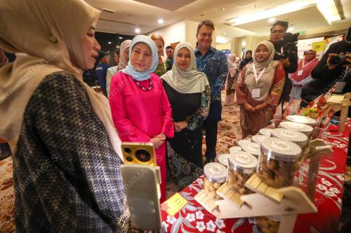DATUK SERI NANCY SHUKRI