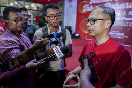FAHMI FADZIL