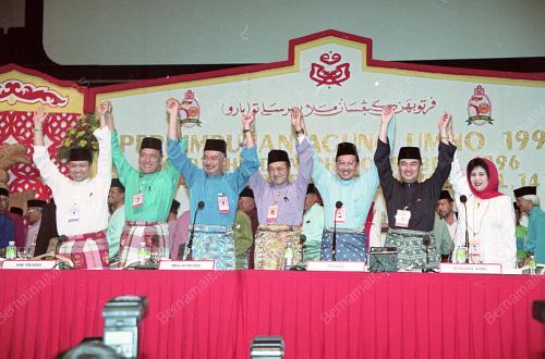 TUN ABDULLAH AHMAD BADAWI