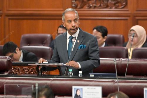 KL71_17122025_DEWAN_NEGARA