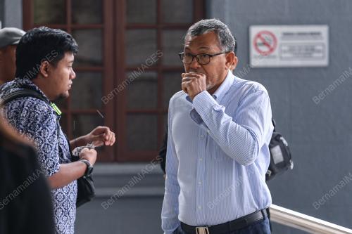 DATUK SERI AZLAN MAN