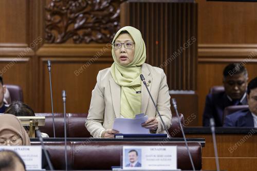 DR ZALIHA MUSTAFA