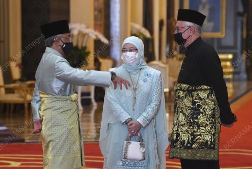 AL-SULTAN ABDULLAH RI AYATUDDIN AL-MUSTAFA BILLAH SHAH