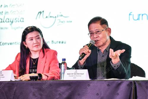 DATUK DR TAN CHIN HUAT
